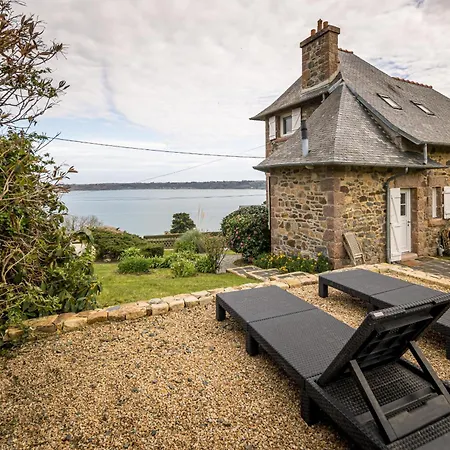 Holiday home Breizh Karet *